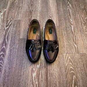 GH Bass Wine Color Weejuns Tassel Loafers